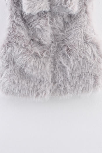 Noir Fur Vest
