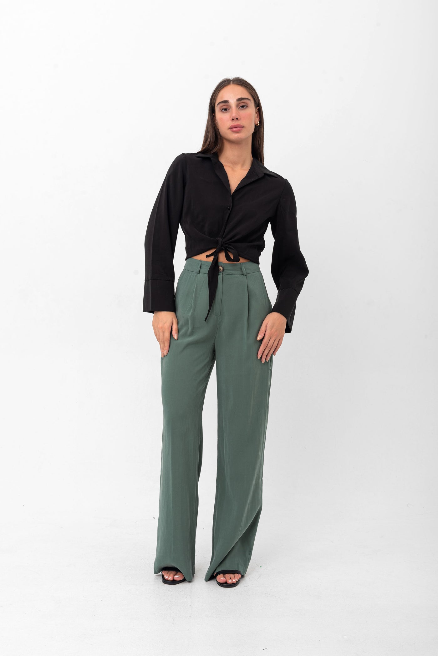 Serena Relaxed Button-Up Pants - Green